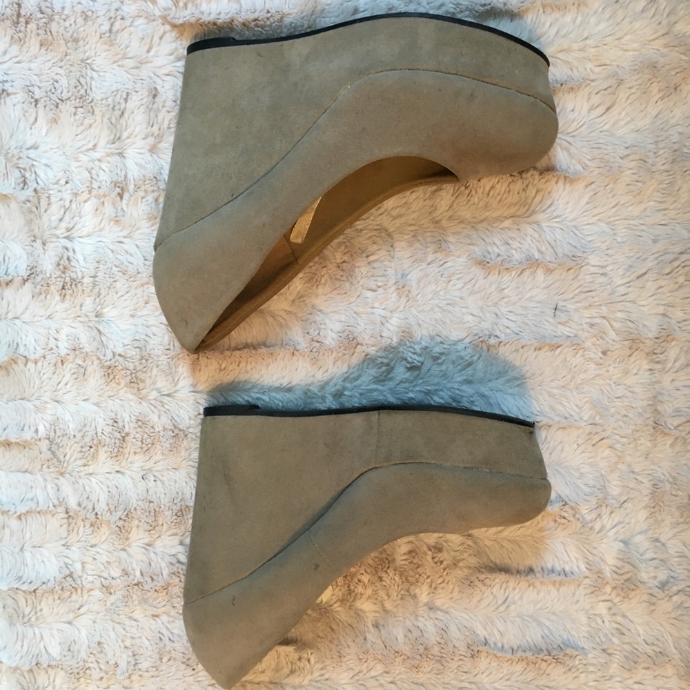 Wet Seal Nude Suede Wedges